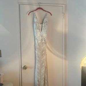 Gorgeous Lace Spaghetti Strap Floor Length Gown